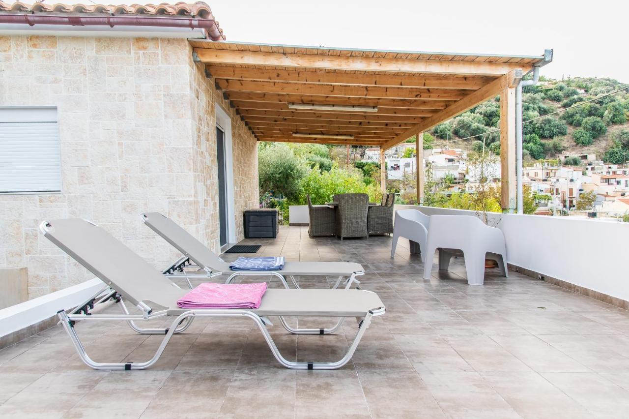 Chic & Spacious House In Rodia Heraklion 外观 照片