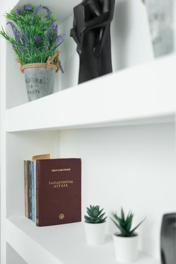 Chic & Spacious House In Rodia Heraklion 外观 照片