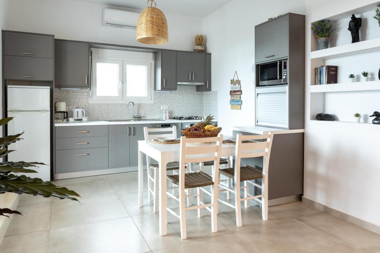Chic & Spacious House In Rodia Heraklion 外观 照片